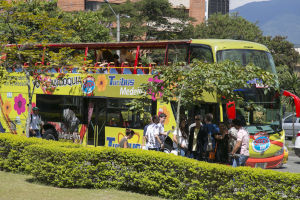 Medellin-Bus-Tour