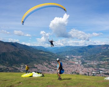 Medellin-paragliding-tour-04