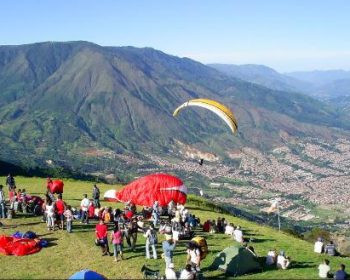 Medellin-paragliding-tour-05